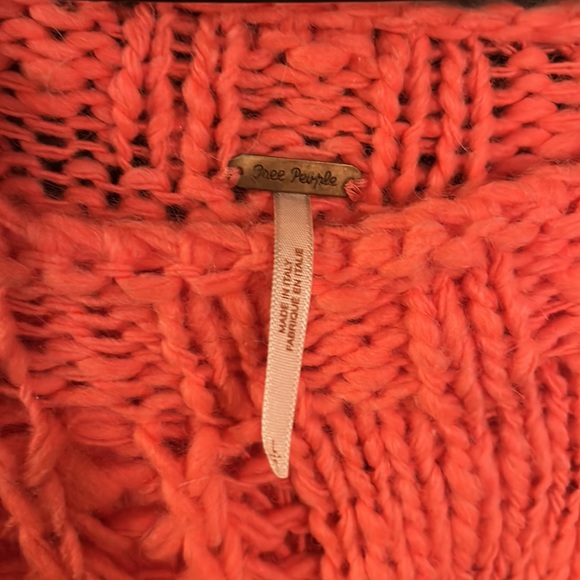 Free People neon pink sweater - Picture 3 of 4